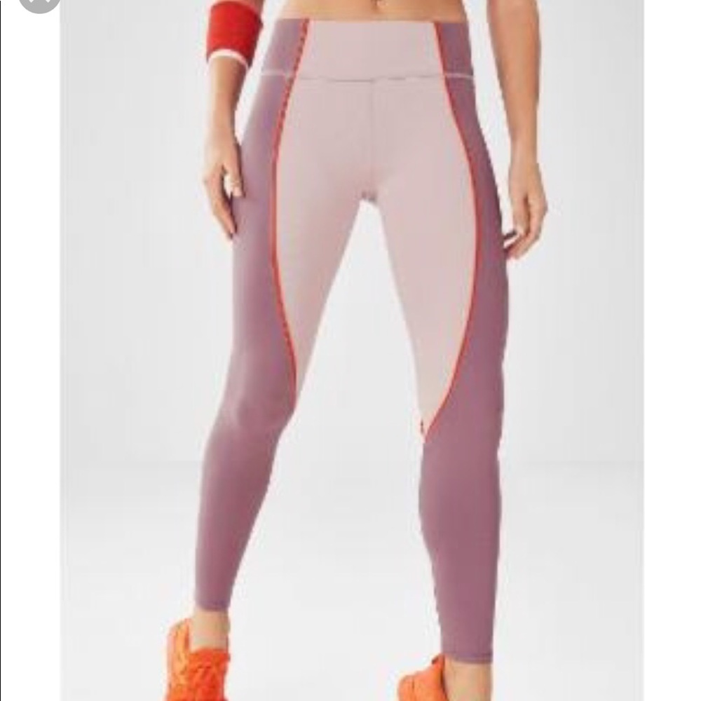 Fabletics Salar Statement Power Hold legging